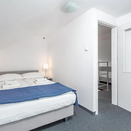 Деревянный коттедж Lesna Polana
