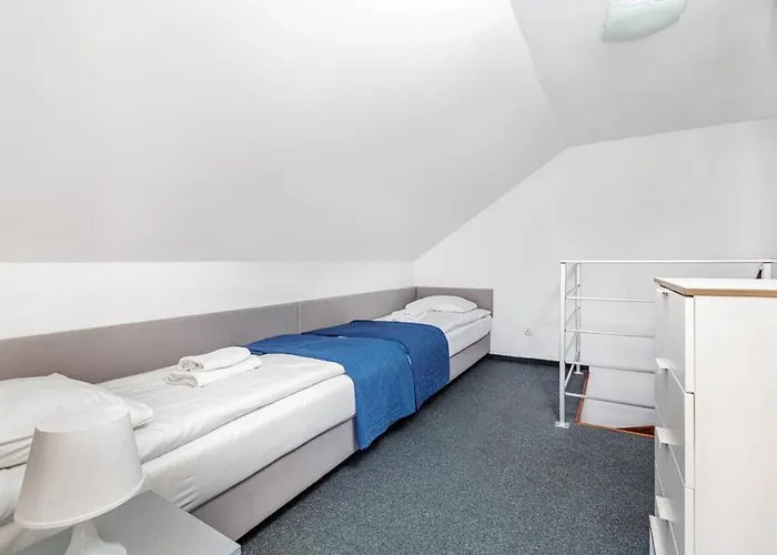 Lesna Polana Lodge *